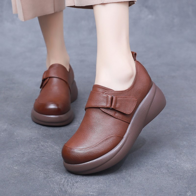 真皮坡跟厚底单鞋女春秋松糕底皮鞋大码深口女鞋舒适不累脚妈妈鞋