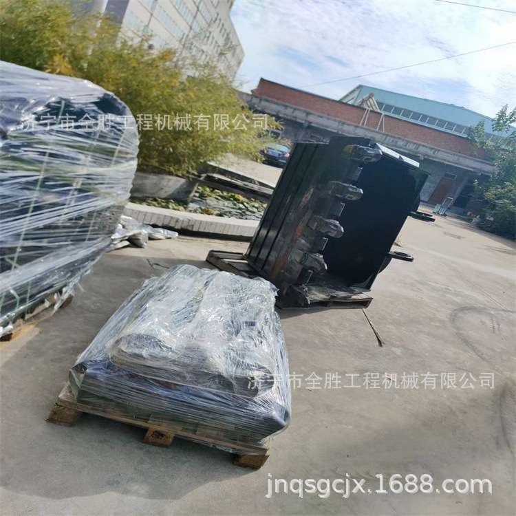 SC220-7挖掘机回转支承 中心立轴 履带总成 驾驶室总成 挖斗