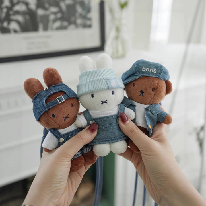 【现货首尔限定可爱牛仔米菲兔梅儿】鲍里斯小熊毛绒礼物书包挂件,模玩/动漫/周边/娃圈三坑/桌游,动漫挂件/文具,淘宝优惠券,粉丝福利购,淘宝优惠卷