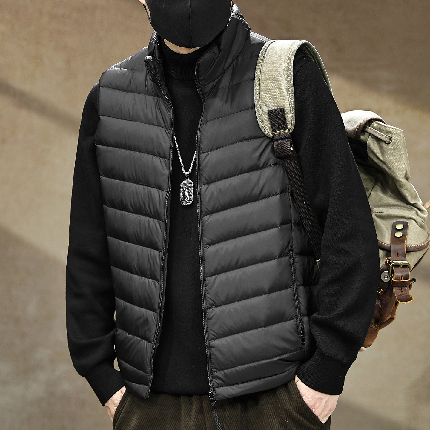 【美式立领排骨轻薄羽绒服马甲】