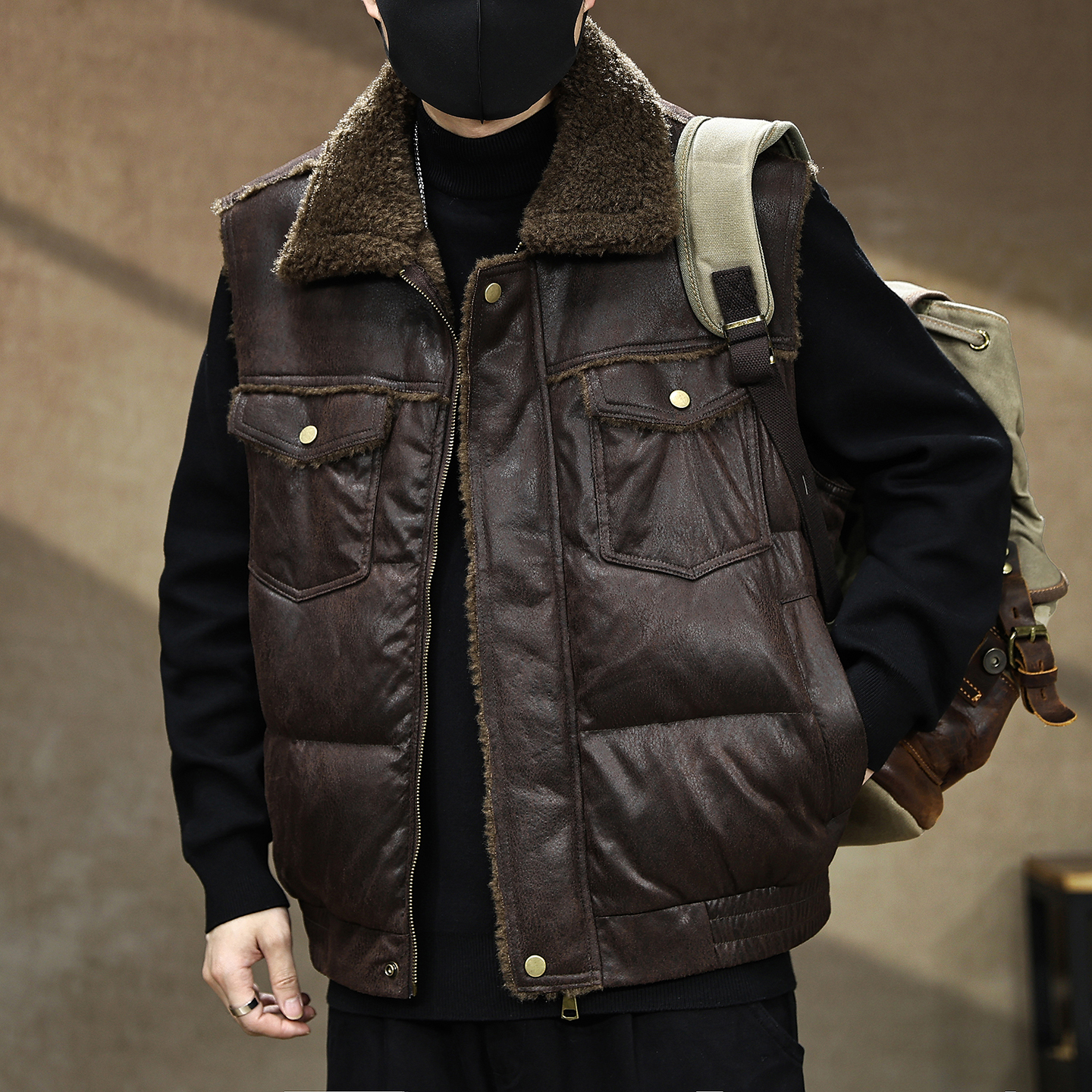 【美拉德做旧裂纹皮羊羔绒马甲】