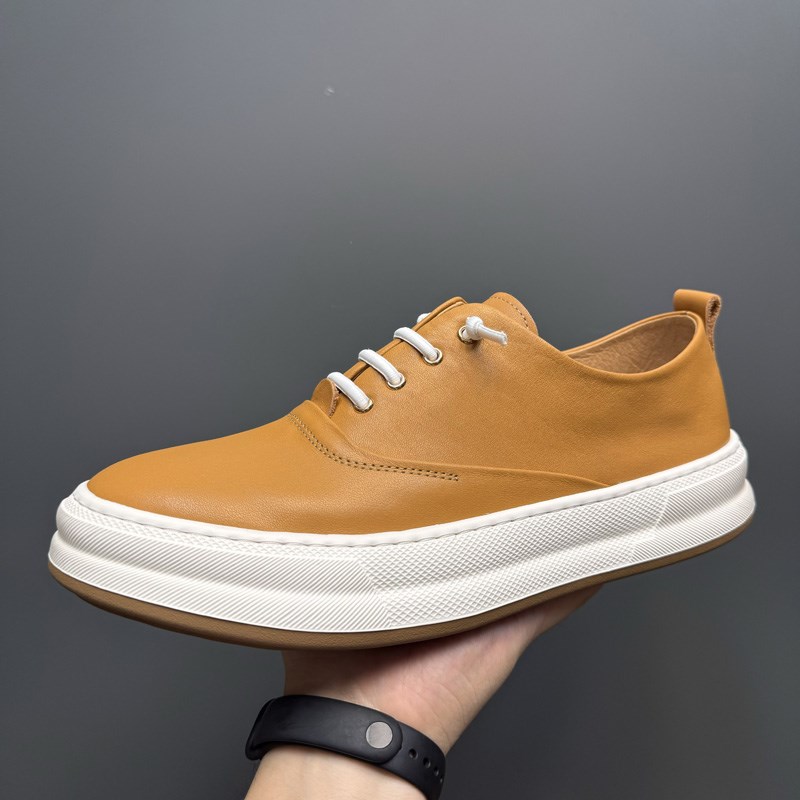 夏季薄款透气板鞋2025新款真皮一脚蹬低帮男鞋时尚百搭软底休闲鞋