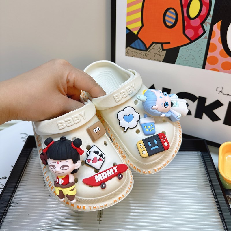 儿童夏天拖鞋男童女童外穿洞洞鞋防滑哪咤熬丙傲丙嗷丙敖丙鞋子女