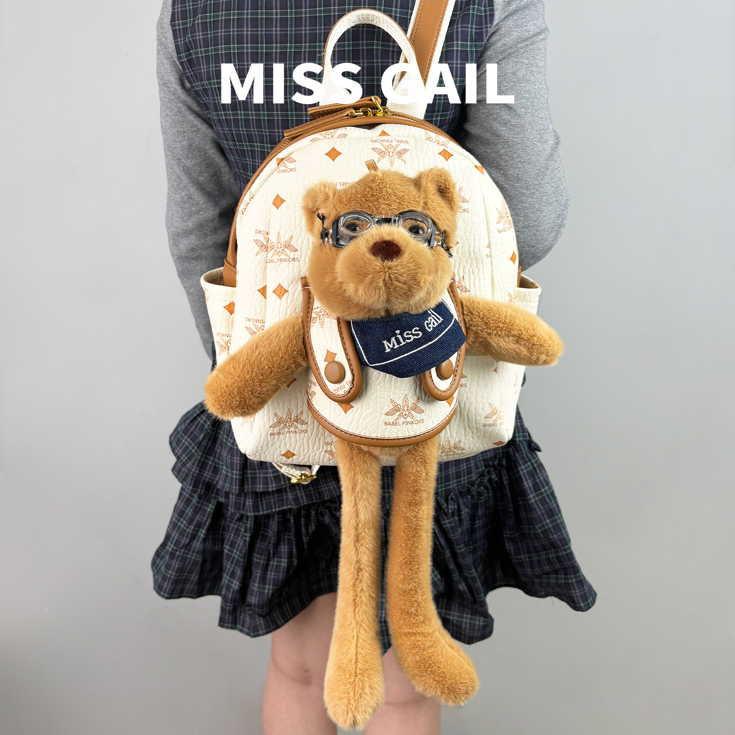 MissGail卡通小熊双肩背包少女感百搭日常款上课通勤包小众设计