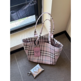 粉色格子斜挎包帆布包包女款手提通勤单肩包女大容量日常通勤百搭