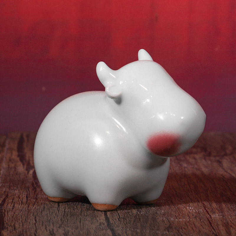钧瓷摆件可爱小牛陶瓷茶宠中式简约创意情人节送礼生日礼物女生