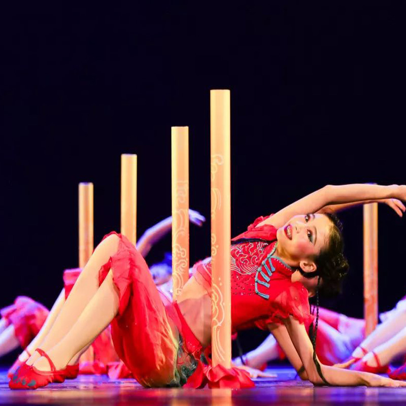 第十届小荷风采渔鼓娃娃舞蹈演出服儿童打鼓喜庆开门红秧歌表演服