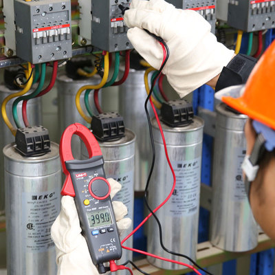 优利德数字钳形万用电表UT201+高精度UT216C交直流钳形电流表UT20