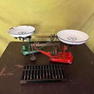 民俗老物件怀旧收藏台秤杆秤盘子秤算盘秤砣供销社老物件影视道具