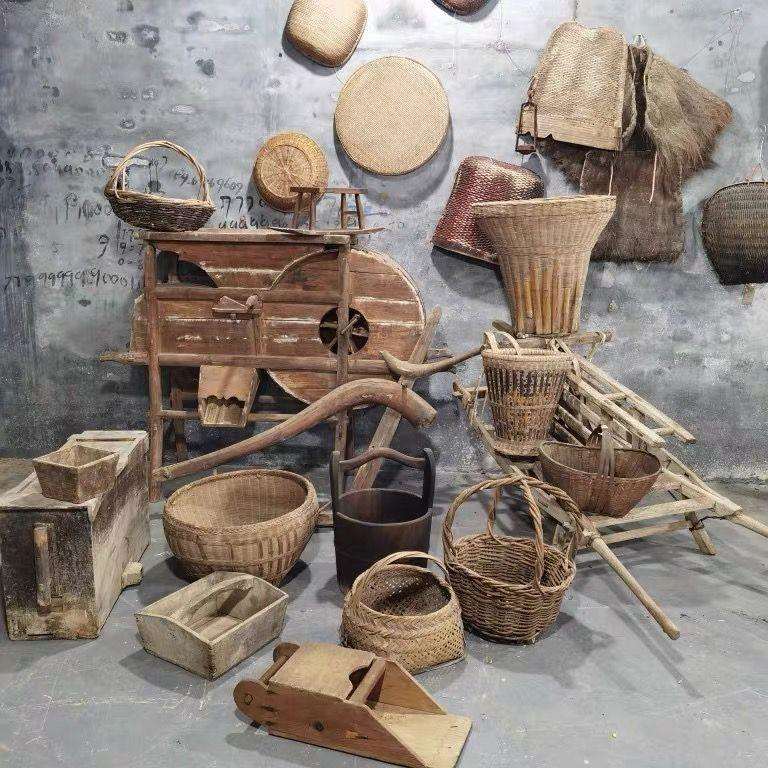 手摇老物件风车老旧木犁复古手工道具怀旧农村农具老式文化摆件