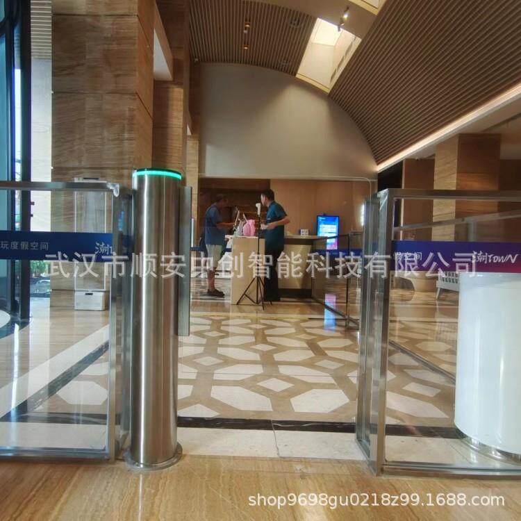 武汉温泉酒店速通门圆柱小摆闸门禁道闸一体机人行通道闸闸机通道