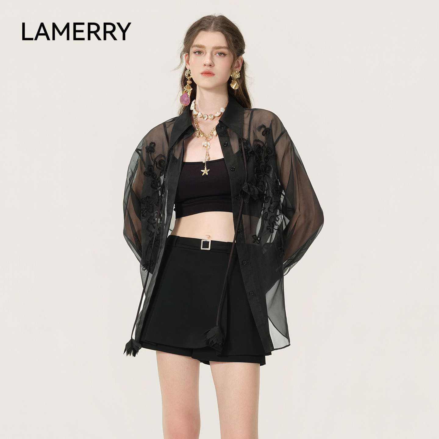 LAMERRY/朗美睿26春黑色花朵飘带衬衫女微透性感立体蝴蝶盘绳刺绣