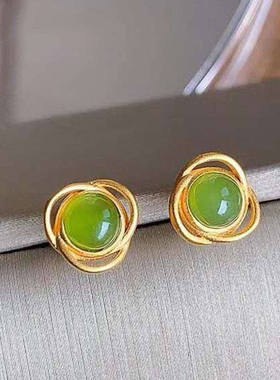 碧玉925银绿色耳钉简约女小巧防过敏耳饰气质耳环女百搭饰品