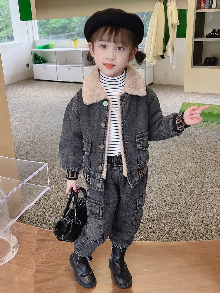 女童秋冬装牛仔套装2025新款儿童加绒加厚两件套女宝宝洋气时髦