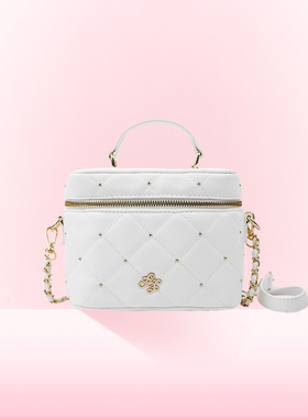 WEGO绗缝盒形链条斜挎包单肩白黑色小包2025新款菱格包女