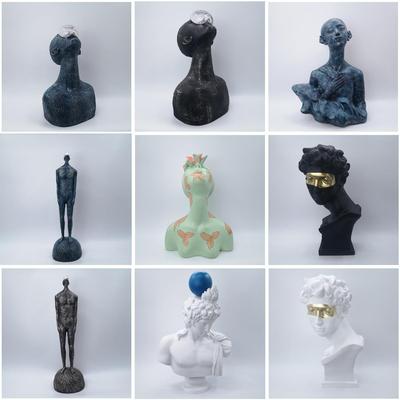 现代简约蓝色人像雕塑艺术摆件样板房家居树脂人物潮流艺术摆件