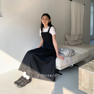 费挪 FINOA十三行2025春款韩式气质木耳边收腰长款吊带裙12338