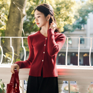 柒量一裁小个子酒红色V领针织开衫女温婉气质百搭秋季慵懒风2130
