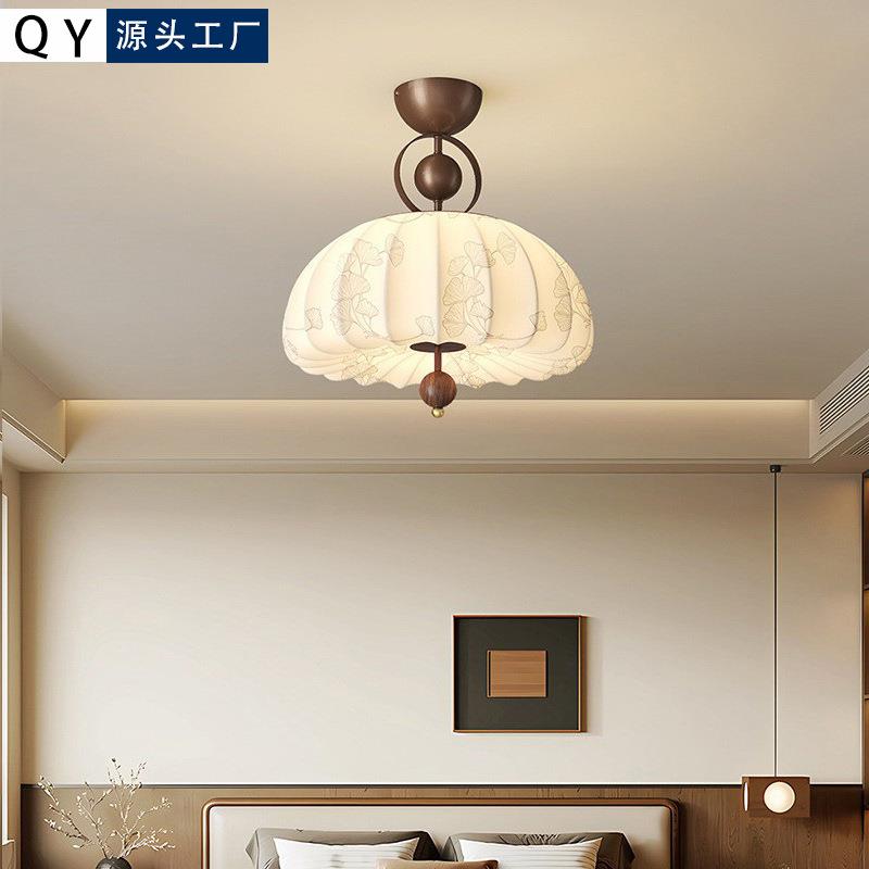 中古风印花布艺主卧室吊灯2025新款宋式复古全光谱护眼餐厅房间灯
