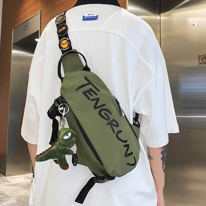 德国单肩包斜挎包轻便防水男款胸包男士骑行青少年小揹包2025新款