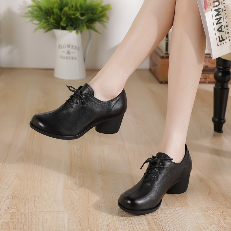 春秋深口皮鞋舒适真皮女鞋软皮复古款妈妈鞋软底中粗跟系带单鞋女
