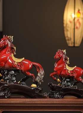 陶瓷大号红色马到成功摆件生肖马工艺品客厅酒柜办公室装饰品礼物