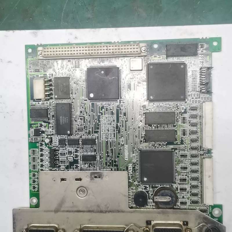 {议价}出售一张复古电子电路板，来自SNK的Neo Geo AES主{议价}图片