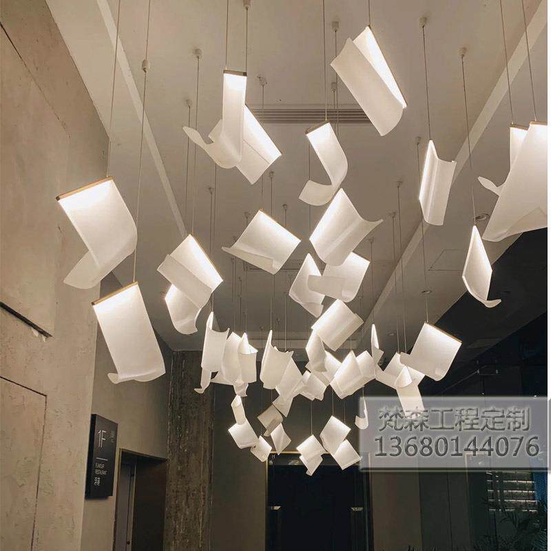 来图轻奢酒店大堂亚克力灯别墅楼梯长吊灯复式创意中空挑高瓦片灯