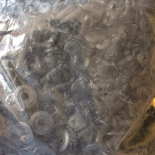 1137汽车塑料膨胀穿心钉螺丝卡扣卡子保险P杠挡泥板叶子板后备箱