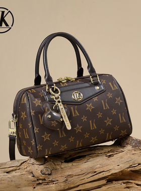LK轻奢包包女正品波士顿手提包2026新款大容量通勤单肩老花枕头包