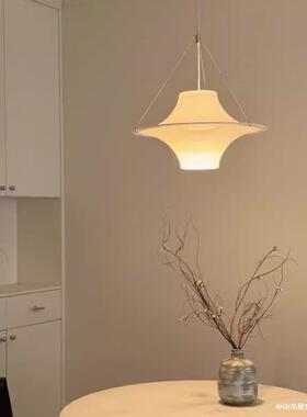 北欧Lokki海鸥中古餐厅吊灯法式复古书房创意客厅卧室吧台飞碟灯