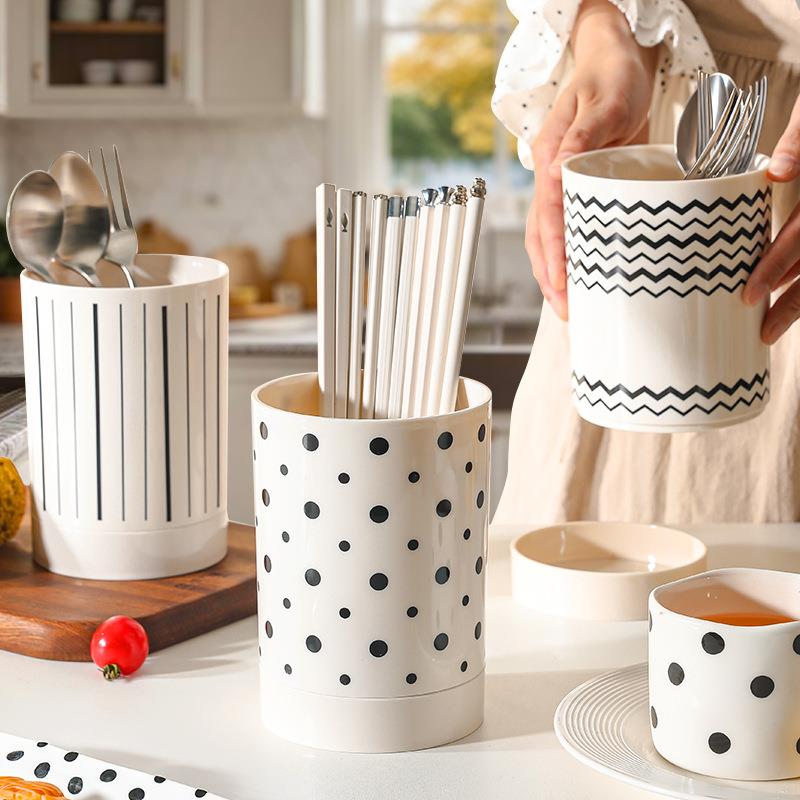 赫本风通风筷子笼家用沥水筷子筒2025新款筷笼厨房勺子筷子篓