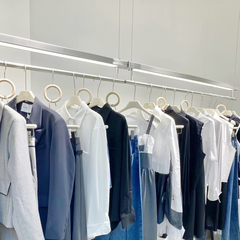 服装店展示架不锈钢上墙吊杆悬挂陈列架亚克力吊架女装橱窗挂衣架