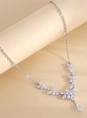 轻奢高级感超闪锆石水滴项链女小众设计温柔风个性百搭锁骨链项饰