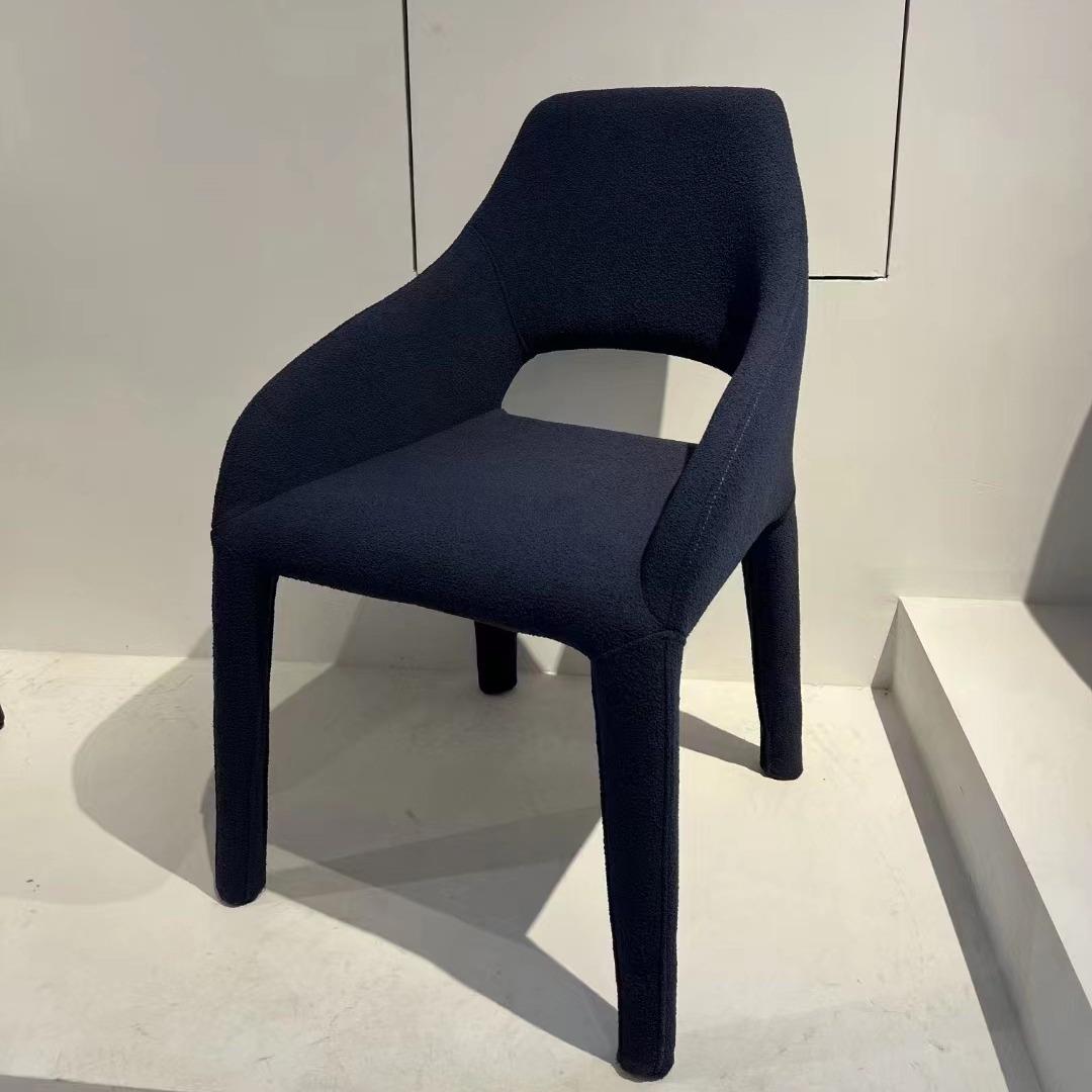 北欧布艺轻奢意式餐椅靠背书桌椅餐厅家用椅子现代简约扶手椅