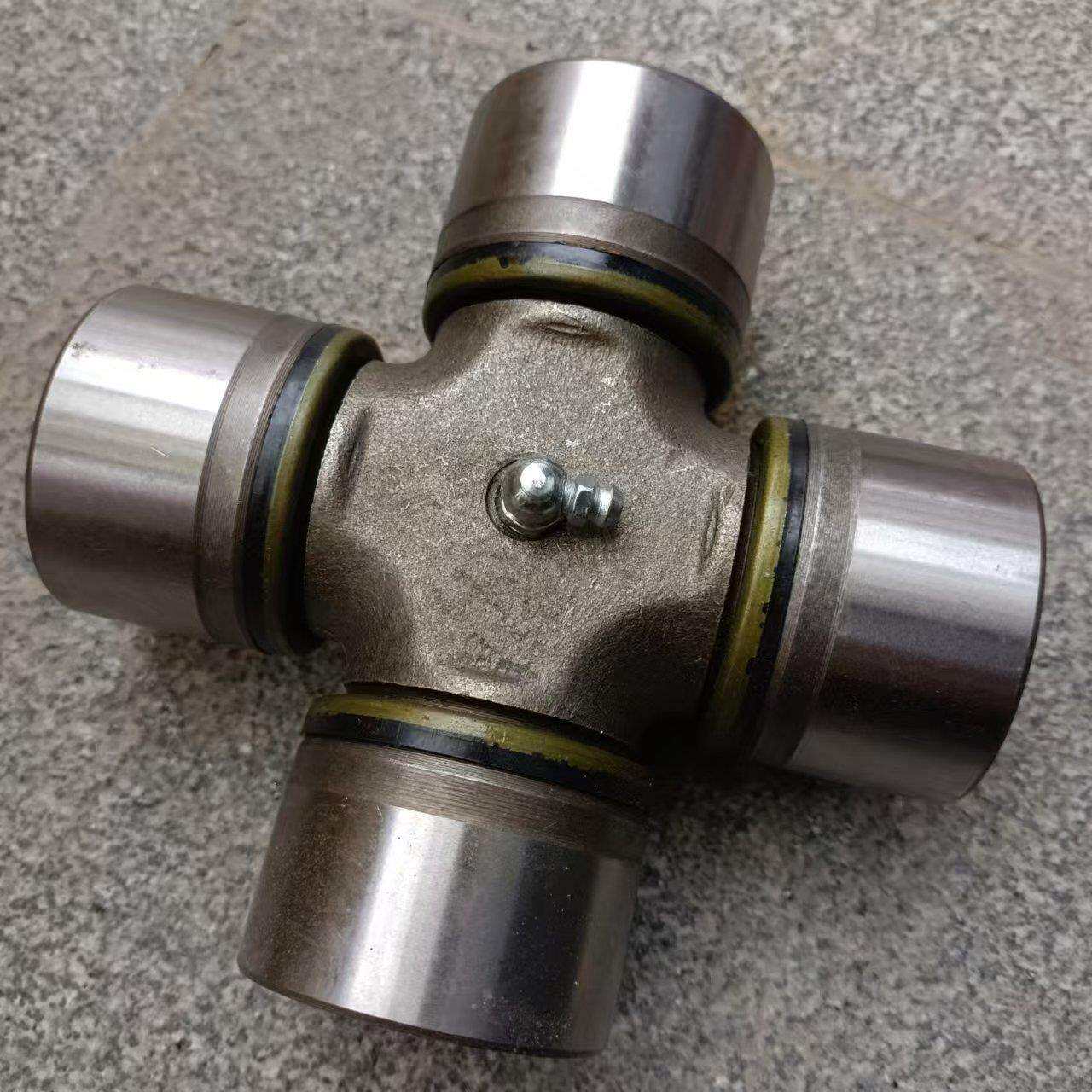 中国重汽陕汽豪沃HOWO 汽车配件传动轴万向节十字轴WG9319313250