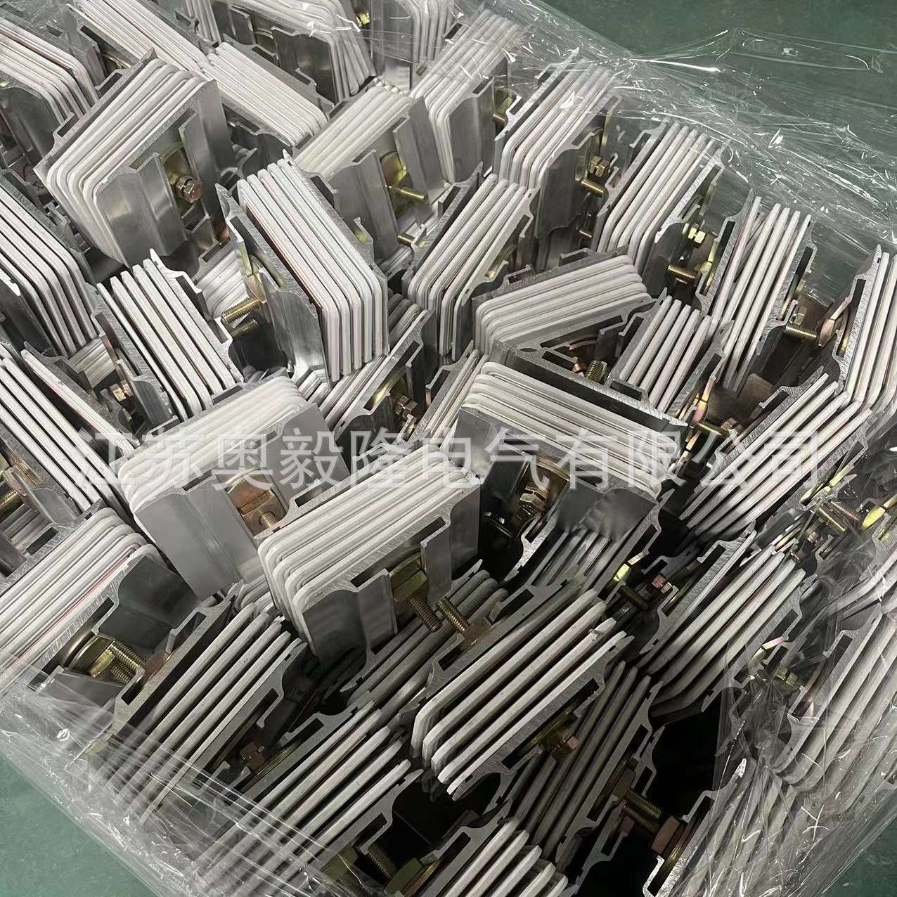 密集型母线槽插接箱 封闭型防水防火母线槽插接箱 始端箱 连接器