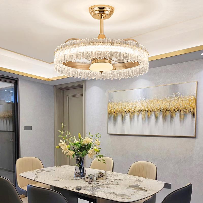 2025新款吊扇灯现代轻奢卧室一体简约儿童房间欧式花瓣灯餐厅智能