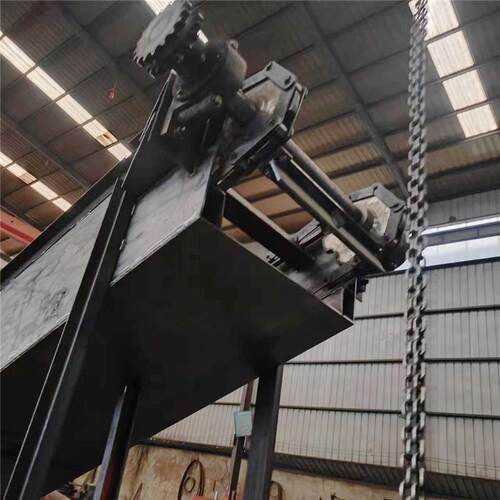 新品现货板链式刮板机 链条传送机重型货物传送线 U链式刮板捞渣