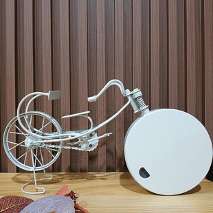 新品厂家a欧式家居装饰品白色自行车静音时钟摆件