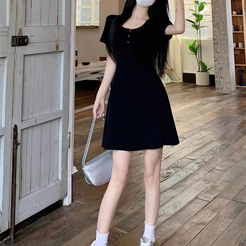 孕妇连衣裙夏季2025新款黑色小个子A字裙宽松显瘦薄款短袖中长款