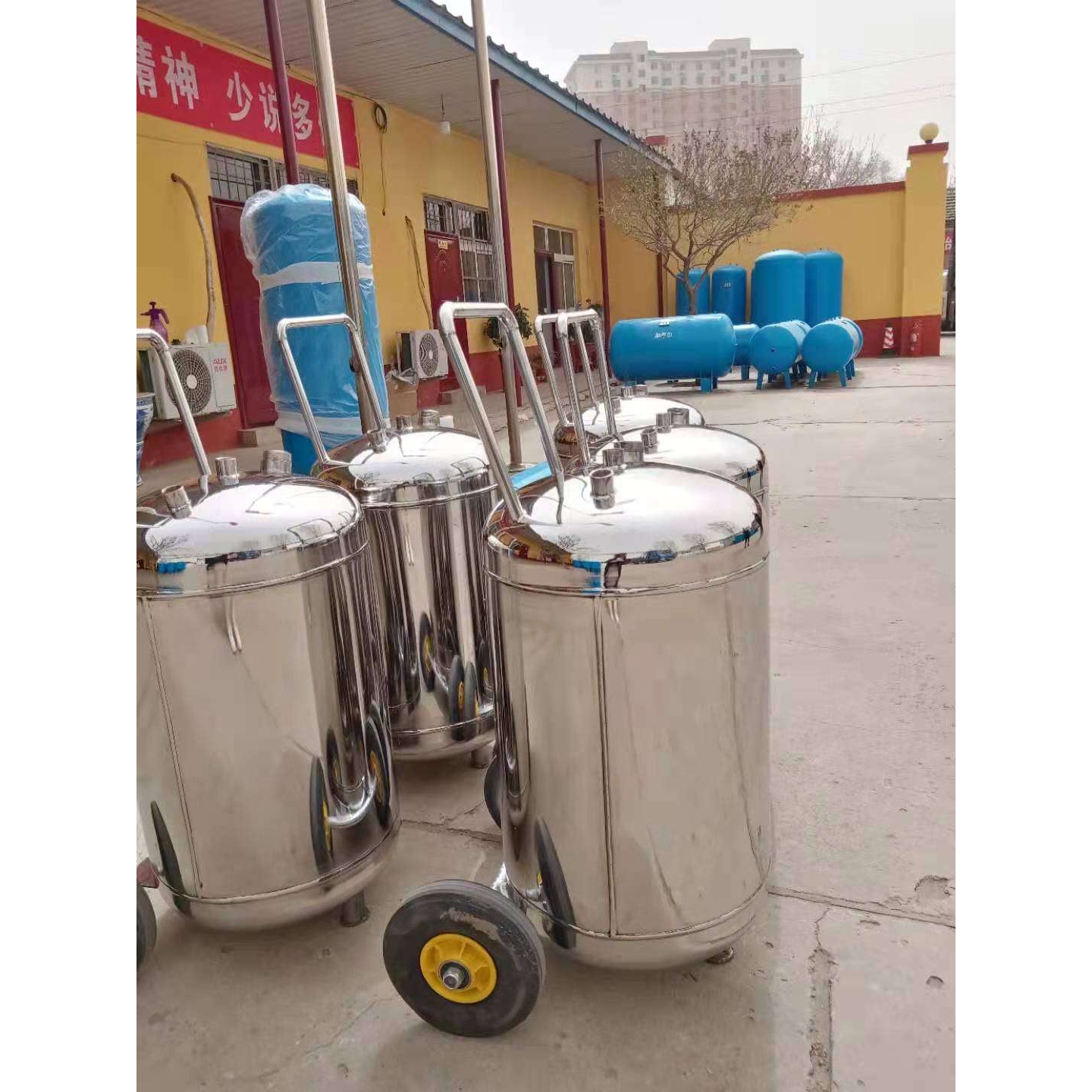 发张家口全自动无塔供水器储水罐高层增压水箱水塔家用单位养殖