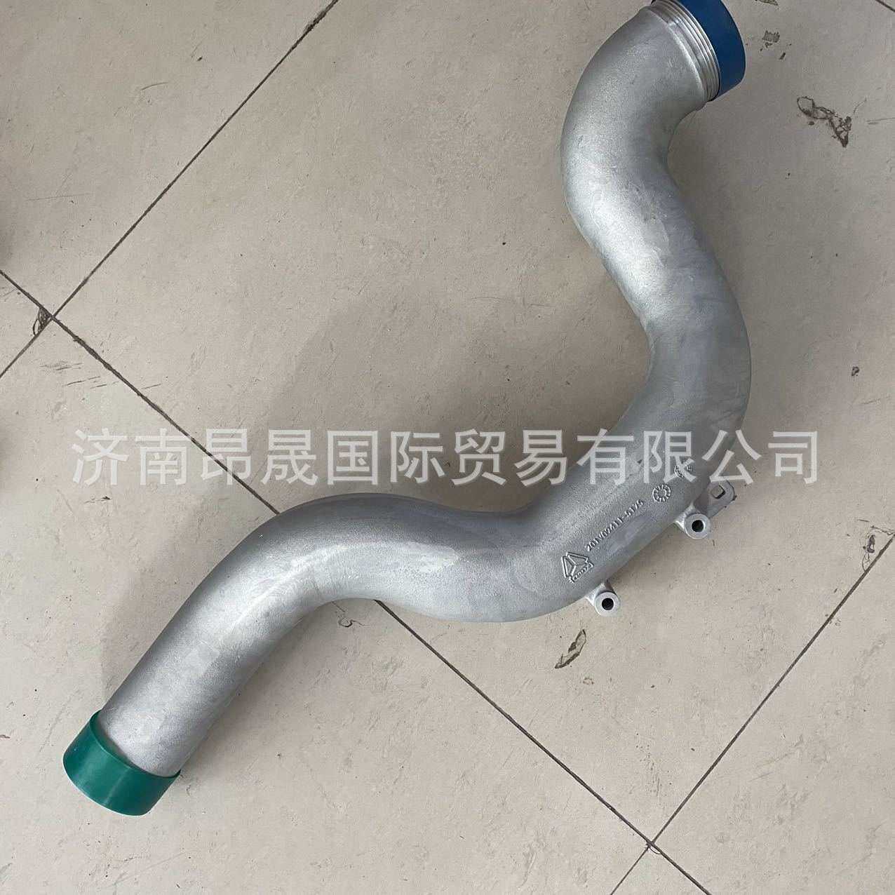 重汽HOWO T7H 汕德卡C7H曼MC11发动机201V09411-5175中冷前进气管