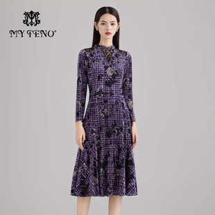 连衣裙子复古女 紫色丝绒印花钉珠立领收腰长袖 马天奴2025冬季 新款