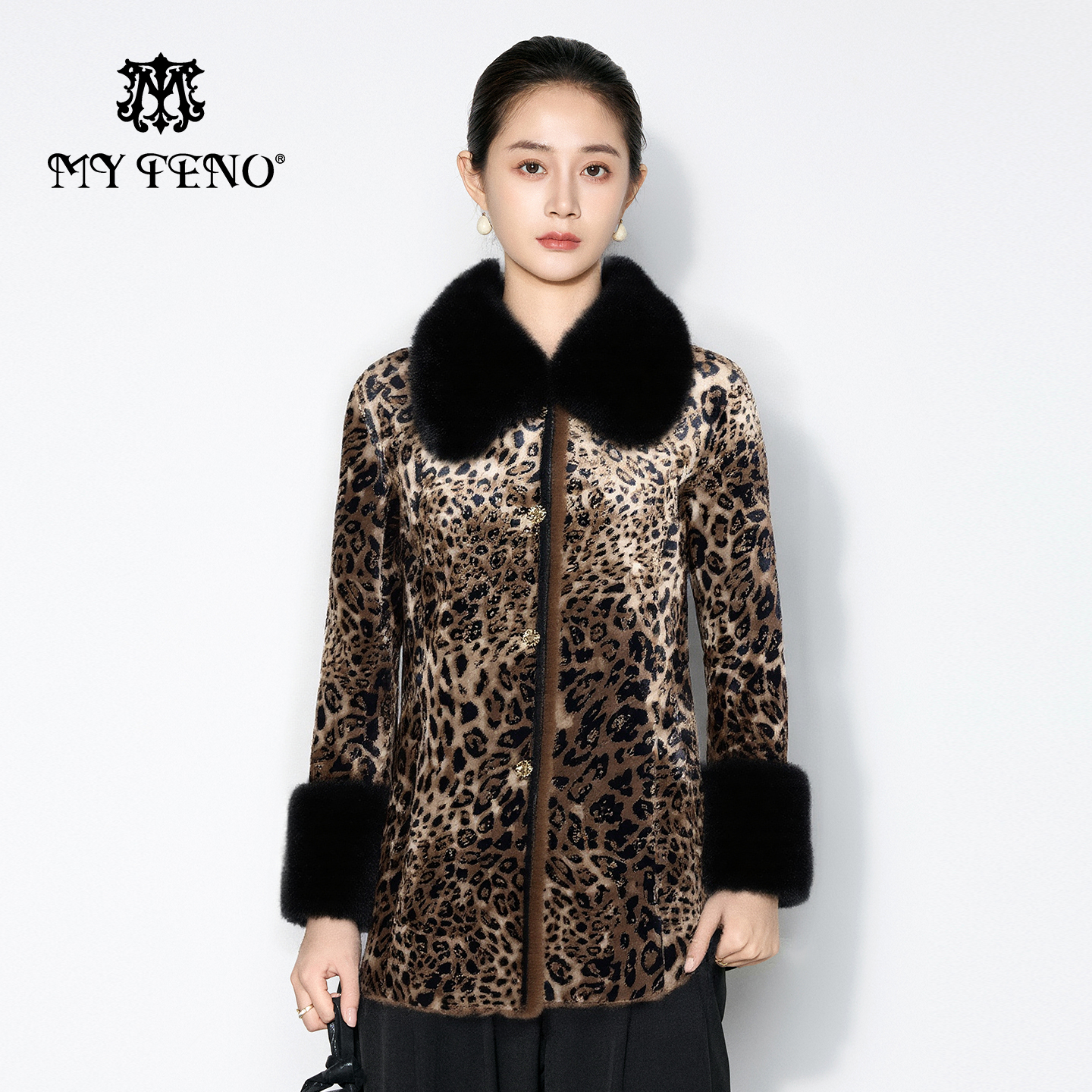 马天奴毛领廓形豹纹金貂绒外套