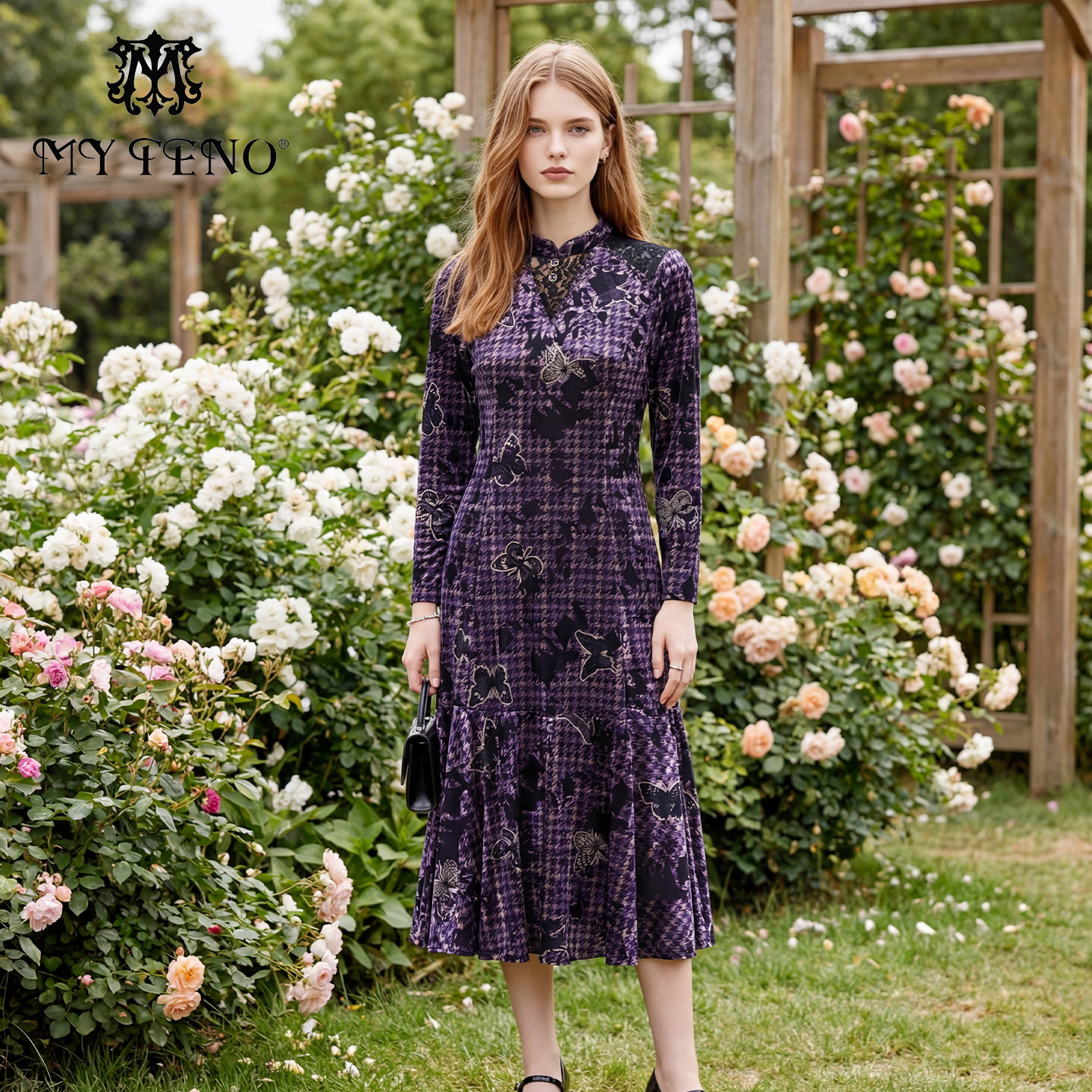 马天奴2025冬季新款紫色丝绒印花钉珠立领收腰长袖连衣裙子复古女,女装/女士精品,连衣裙,淘宝优惠券,粉丝福利购,淘宝优惠卷