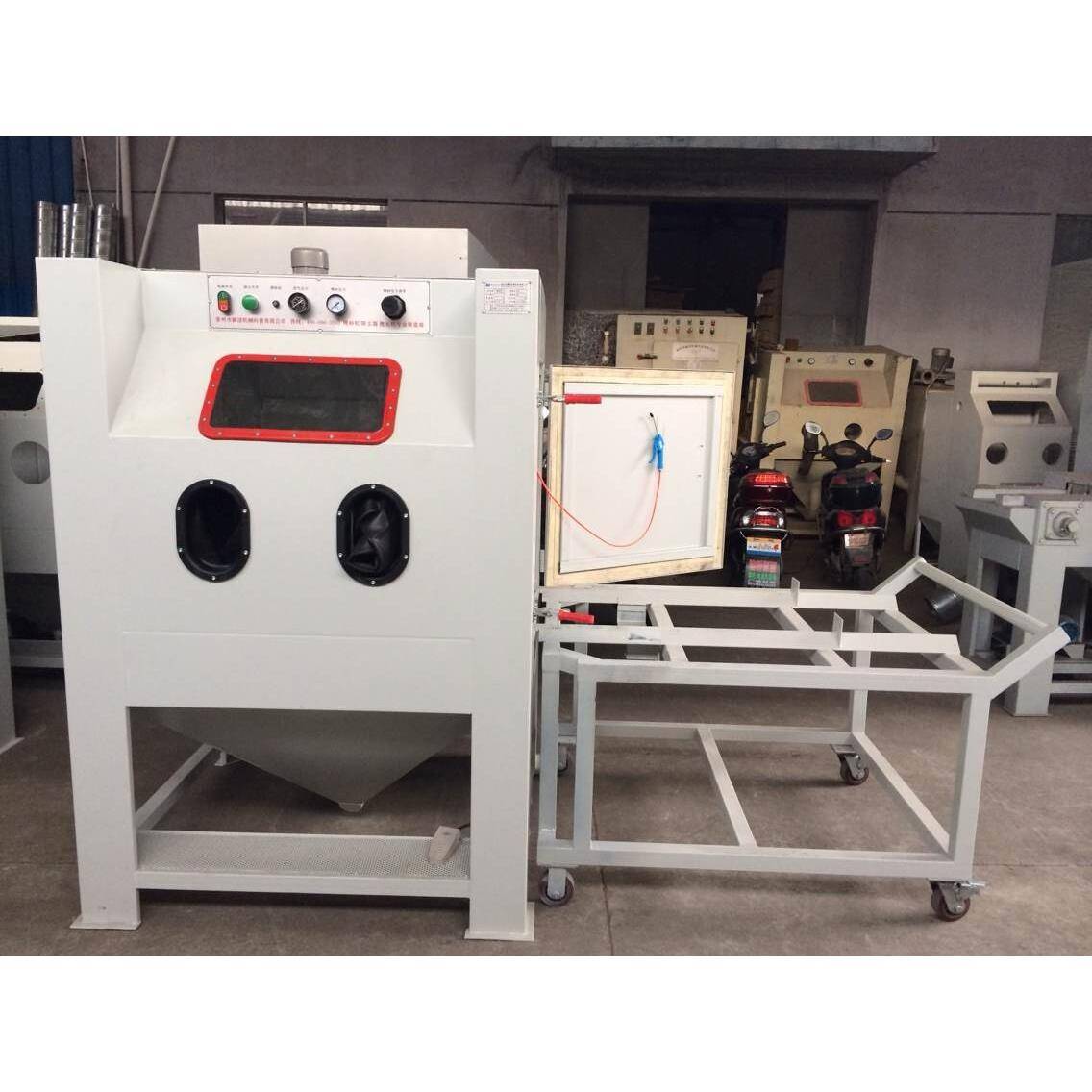 厂家销售高压模具喷砂机1010加压手动推车转盘式喷砂机