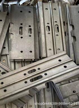 挖掘机PC300履带板总成链条四轮一带