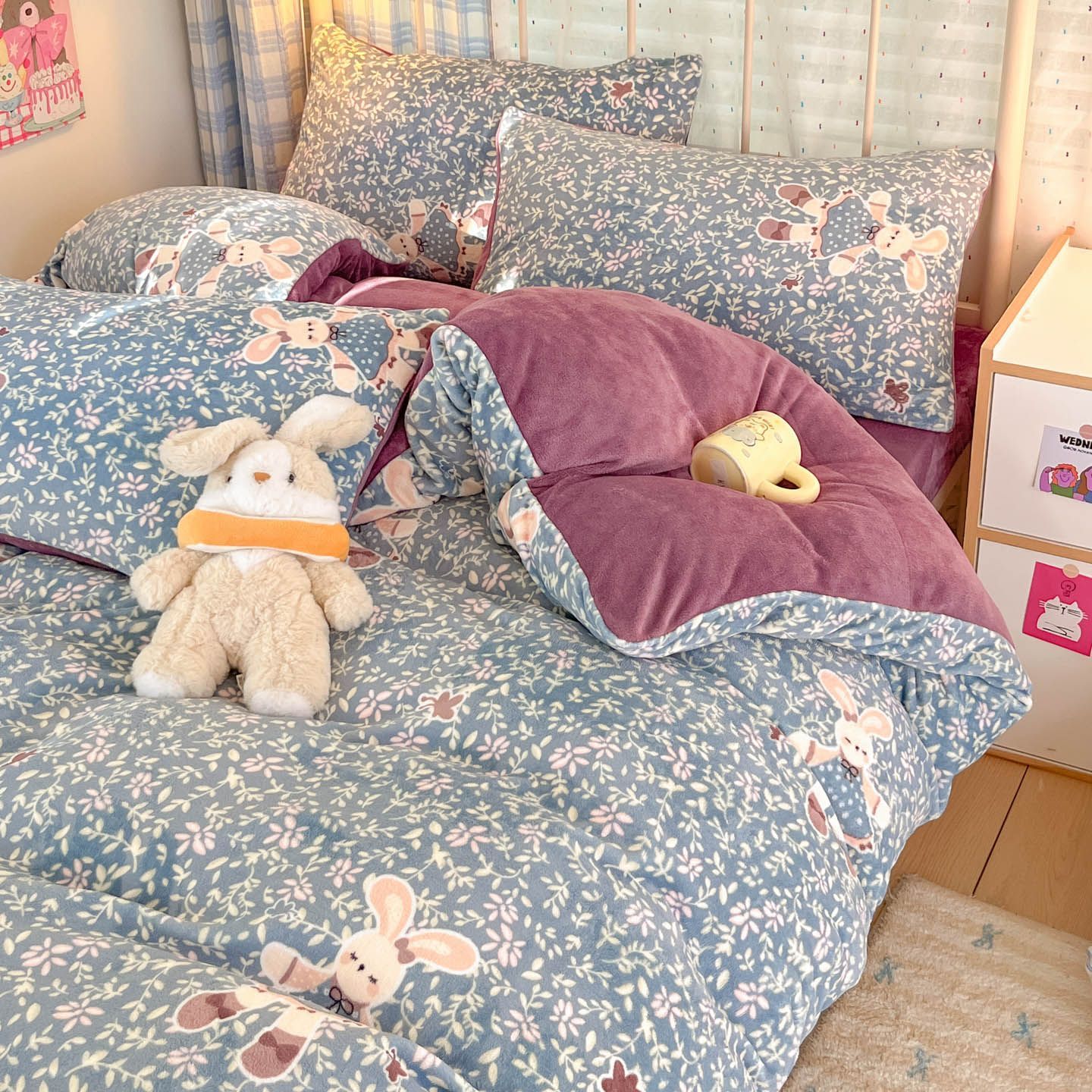 加厚牛奶绒卡g通床上用品四件套冬季保暖珊瑚绒被套宿舍床单三件,