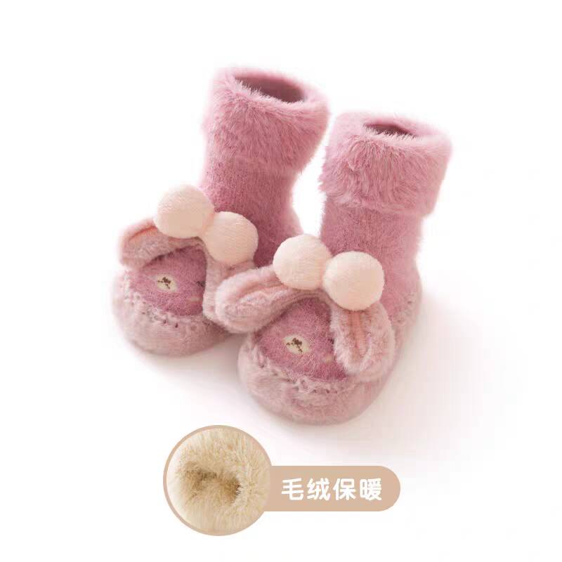 新生婴儿冬季鞋袜男女宝宝卡通加厚防滑鞋子一体不掉跟加绒步前鞋